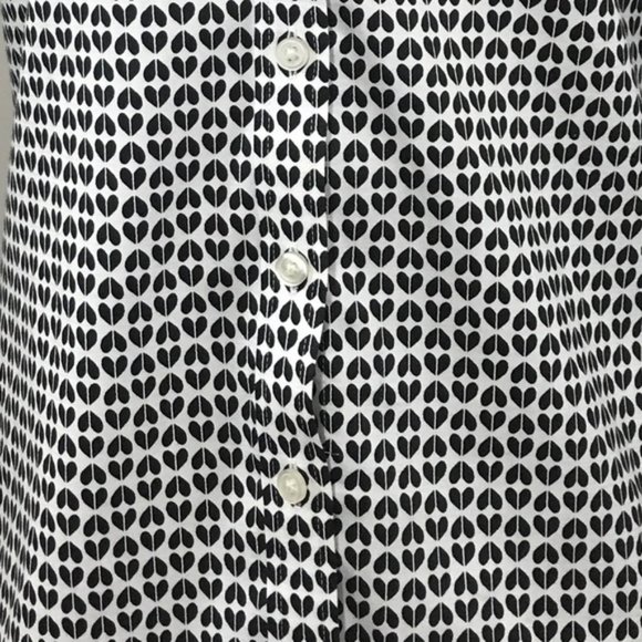 Lovely Non-iron Shirt from Banana Republic. - Picture 5 of 12